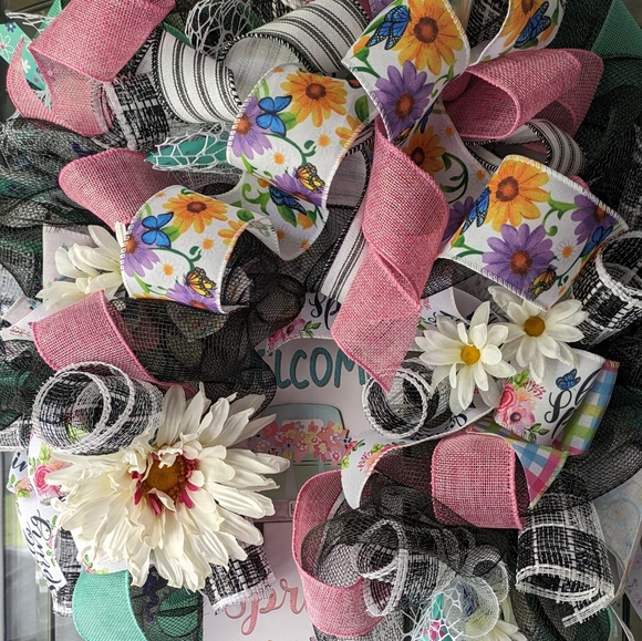 "Welcome Spring" wreath - Picture 9 of 14